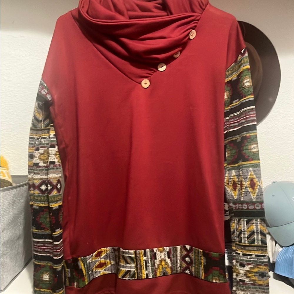 Fun detailed long sleeve